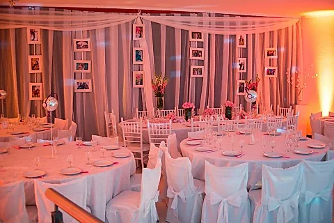 Salón Avellino 4
