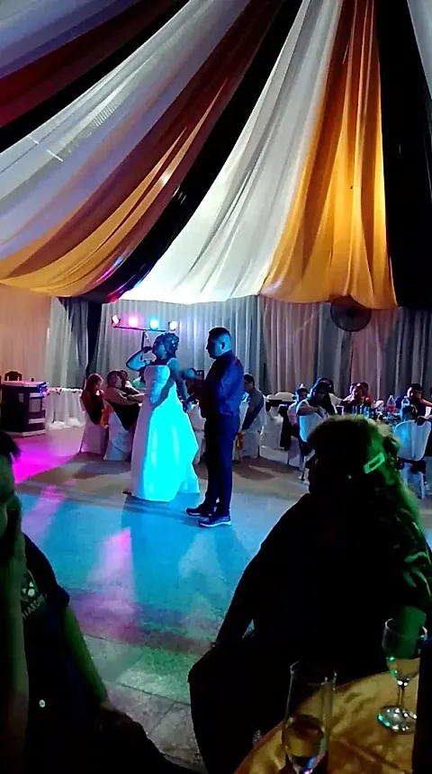 Salón Naranja 3