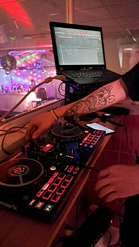 Vikingo producciones