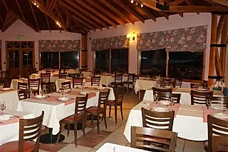 Los Ñires Hotel