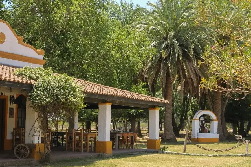 Las Dueñas de Areco
