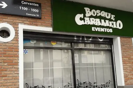 Bosque Caramelo Salón Multieventos 4