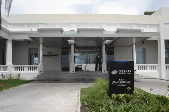 Sierras Hotel 4